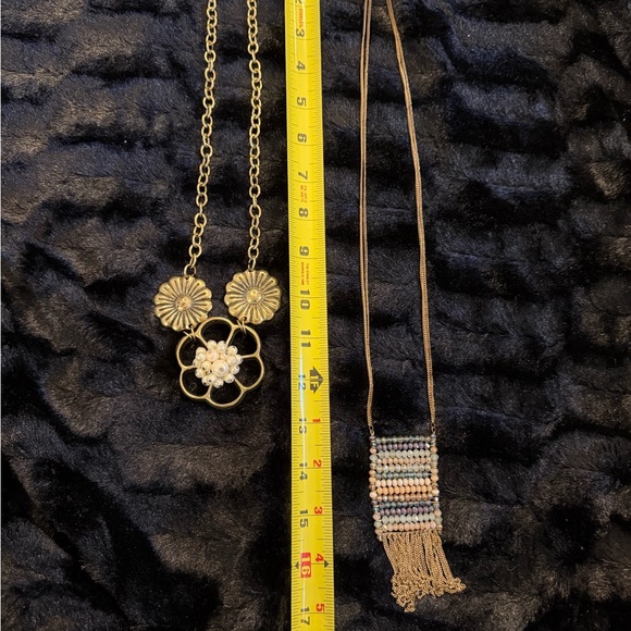 Unique Vintage Gold Flower w/Pearls Pendant Necklace 24in& Bead Necklace 30 in - Picture 4 of 5